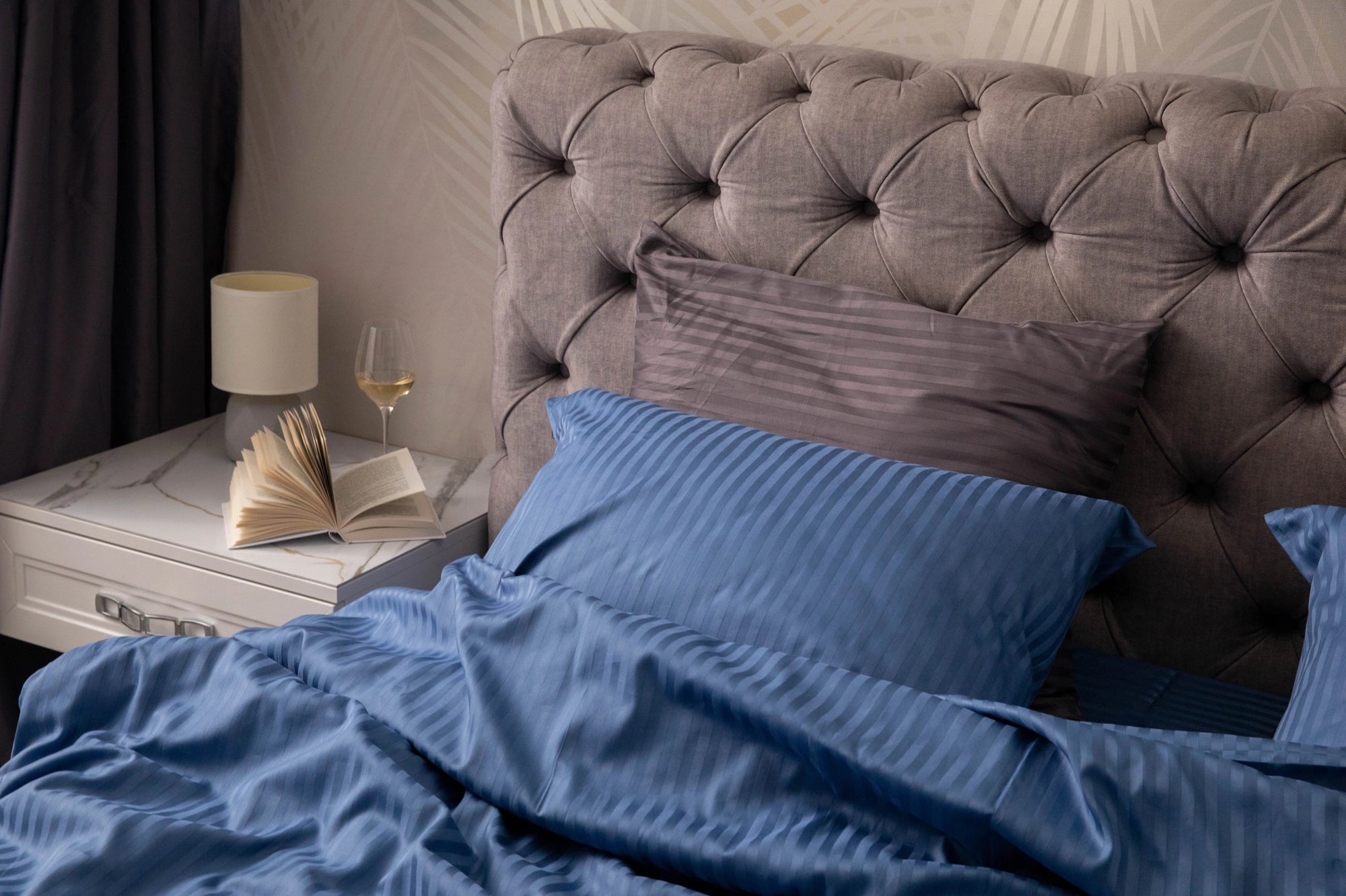 Постіль синього кольору з сертифікованої бавовни, натуральна та гіпоалергенна