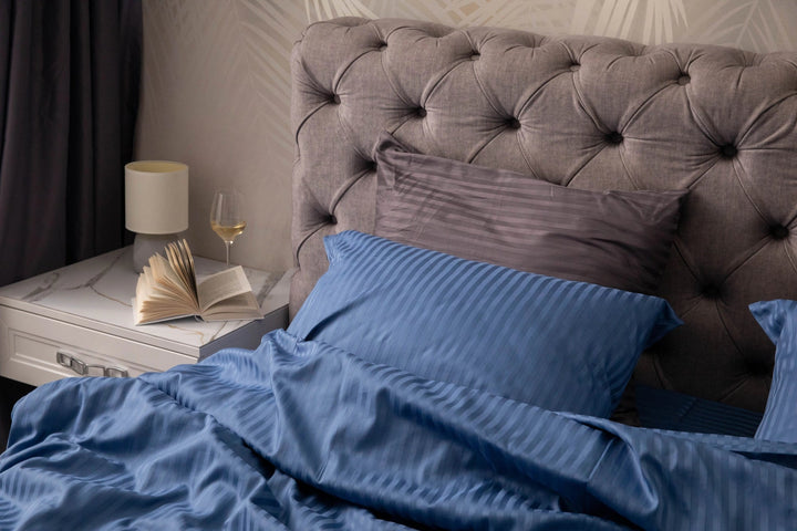 Постіль синього кольору з сертифікованої бавовни, натуральна та гіпоалергенна