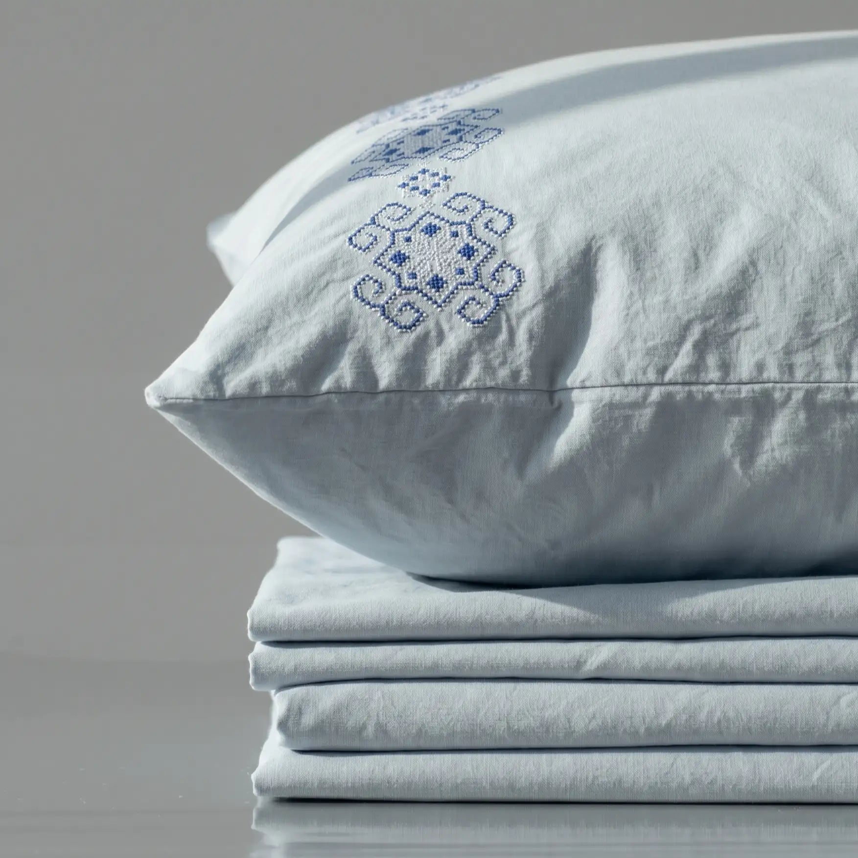 Комплект постельного белья с вышивкой «Буковинский цвет» от Supreme Rest